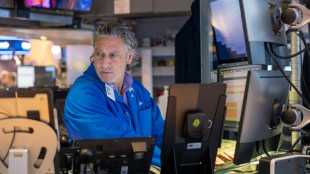 Wall Street ouvre en hausse, relativise la d&eacute;gradation de l'&eacute;conomie am&eacute;ricaine