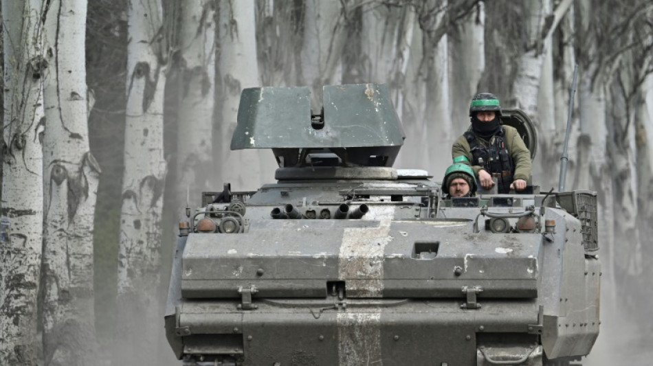 Moscou dit bloquer les forces ukrainiennes &agrave; Bakhmout, Kiev d&eacute;ment