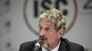La justicia espa&ntilde;ola archiva la causa por la muerte en prisi&oacute;n de John McAfee