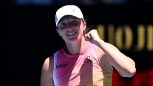 Swiatek atropela Raducanu e vai &agrave;s oitavas do Aberto da Austr&aacute;lia; Bia Haddad &eacute; eliminada