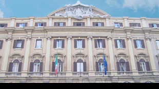 Tesoro colloca 8,5 miliardi di Btp, rendimenti in calo