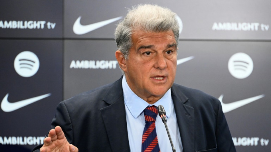 La UEFA multa al Barça y al Chelsea por incumplir el fair-play financiero