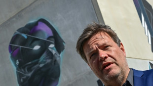 Habeck: Rad und Bahn "schonen den Gelbeutel und &auml;rgern Putin"