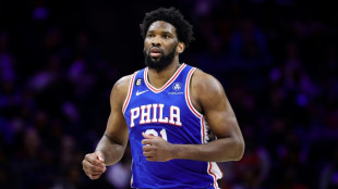 Brilliant Embiid leads Sixers comeback, Denver fall again