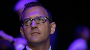 Le Pen-Macron: remous &agrave; Marianne autour d'une "Une" jug&eacute;e trop partisane