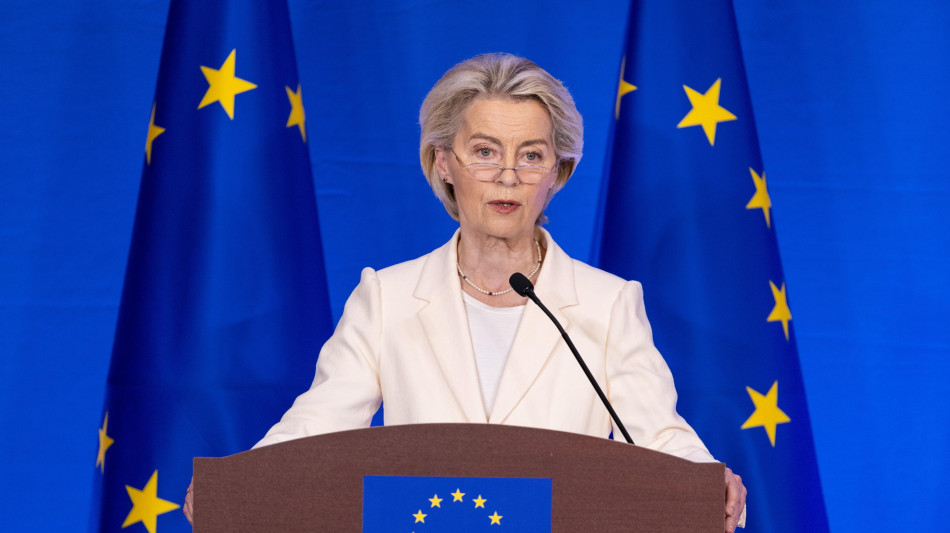 Von der Leyen, 'abbiamo 50% di chance per intesa con Usa'