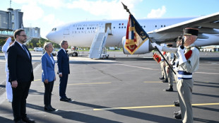 A Mayotte, Borne rattrap&eacute;e par l&rsquo;ins&eacute;curit&eacute;