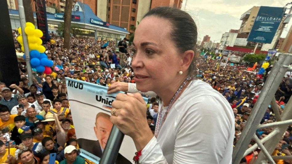 Uma 'candidata' nas ruas e outro na c&eacute;dula: a oposi&ccedil;&atilde;o venezuelana nas elei&ccedil;&otilde;es