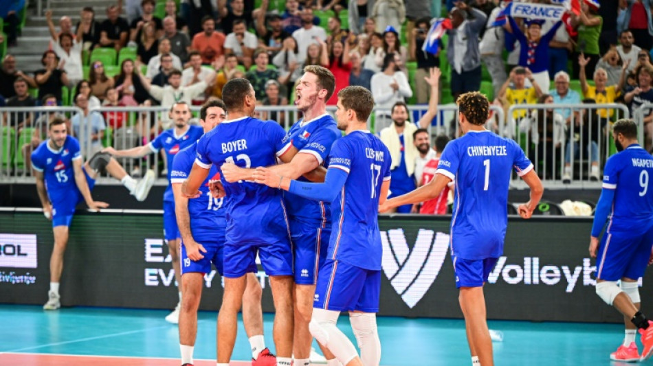 Mondial de volley: les Bleus &eacute;cartent le Japon au bout du suspense pour retrouver l'Italie en quarts