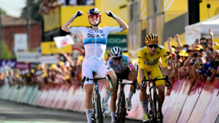 Reusser holds lead as Vollering wins in Tour de France hills