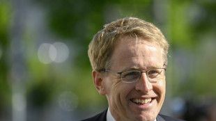 Schleswig-Holsteins Regierungschef G&uuml;nther erh&auml;lt Orden wider den tierischen Ernst
