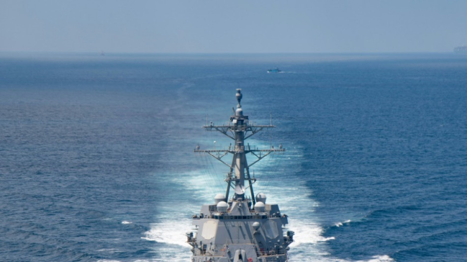 Dos buques de guerra de la Armada de EEUU transitan el estrecho de Taiw&aacute;n