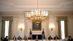 Trump acusa a medios de comunicaci&oacute;n de apoyar al grupo de izquierda Antifa