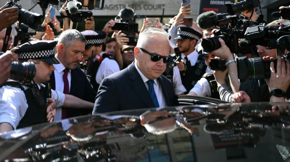 P&eacute;dopornographie: star d&eacute;chue de la BBC, Huw Edwards va conna&icirc;tre sa peine