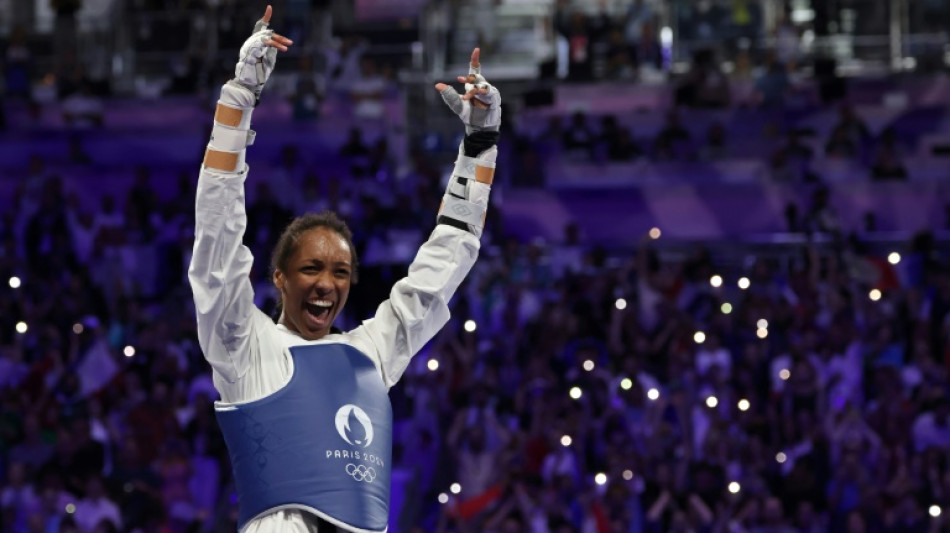 Alth&eacute;a Laurin en or, premier titre olympique pour le taekwondo fran&ccedil;ais