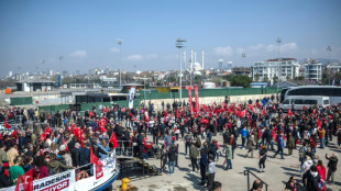 Nova manifesta&ccedil;&atilde;o em Istambul contra a pris&atilde;o do l&iacute;der da oposi&ccedil;&atilde;o