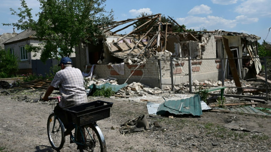 Ukraine: bombardements "incessants" sur la r&eacute;gion de Donetsk, nouvelle aide am&eacute;ricaine &agrave; Kiev