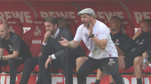 Baumgart schimpft &uuml;ber Schiedsrichterleistung: "Geht mir auf die Eier"