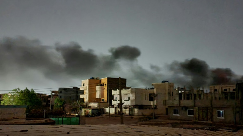 Beligerantes en Sud&aacute;n prolongan cinco d&iacute;as alto el fuego que no fue respetado