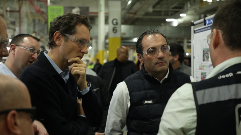 Filosa a Mirafiori, iniziato il tour nelle fabbriche Stellantis