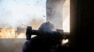 Mais de 100 palestinos mortos por tiros israelenses durante distribui&ccedil;&atilde;o de ajuda em Gaza