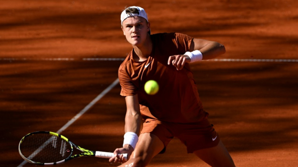 Top seed Rune rolls into Munich semi-finals