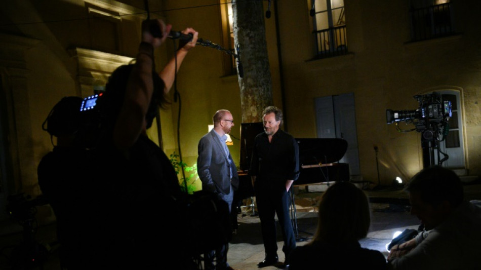 Face aux vents mauvais, des op&eacute;ras r&eacute;duisent la voilure 