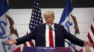 Advogada de Trump diz que documentos levados tinham perdido sigilo e eram lembran&ccedil;as