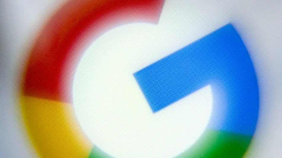 Betrug im Netz: Br&uuml;ssel nimmt Apple, Google, Microsoft und Booking ins Visier