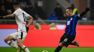 Inter vence Udinese e recupera lideran&ccedil;a; Milan perde para Atalanta com gol nos acr&eacute;scimos