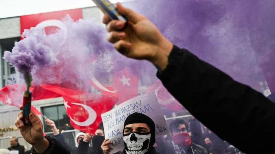 Partei&uuml;bergreifende Verurteilung und Besorgnis nach Verhaftung von Imamoglu