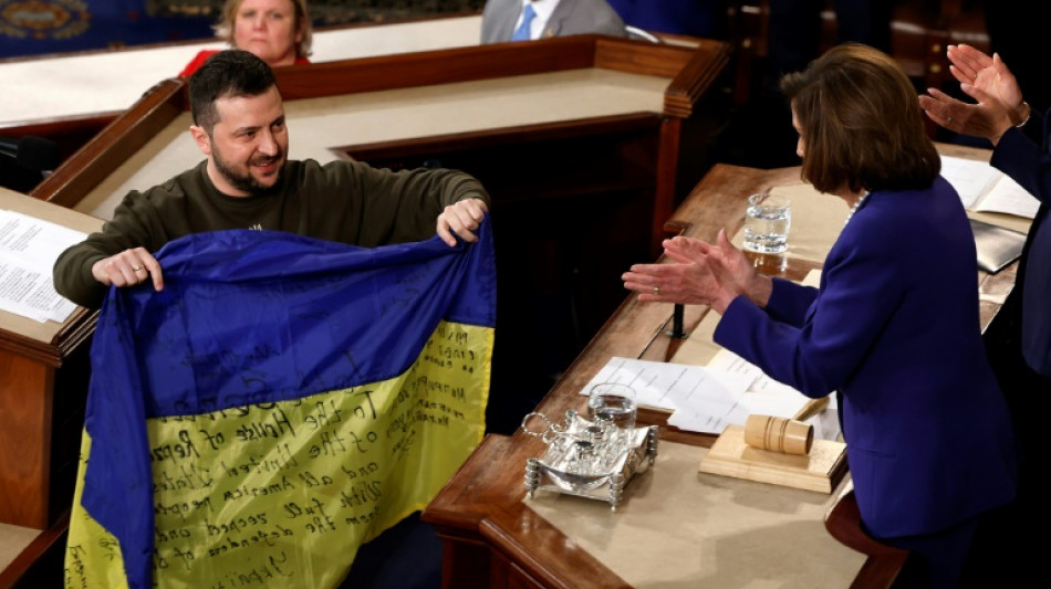 L'aide est "un investissement" et "pas de la charit&eacute;", lance Zelensky au Congr&egrave;s am&eacute;ricain