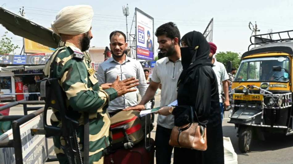 Índia dá ao seu exército 'liberdade' operacional para responder ao ataque na Caxemira