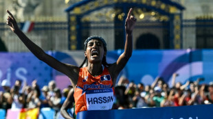 Com recorde ol&iacute;mpico, holandesa Sifan Hassan vence maratona e conquista 3&ordf; medalha em Paris