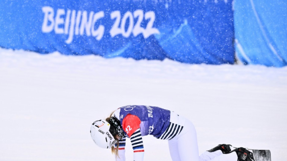 JO-2022: en manque de glisse, les deux &eacute;quipes de France loin en snowboardcross