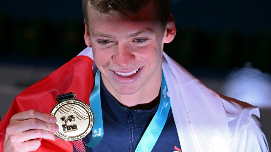 Natation: port&eacute;s par Marchand, les Bleus emport&eacute;s dans une spirale positive