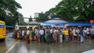 Milit&auml;rjunta in Myanmar verk&uuml;rzt Aung San Suu Kyis 33-j&auml;hrige Haftstrafe um sechs Jahre