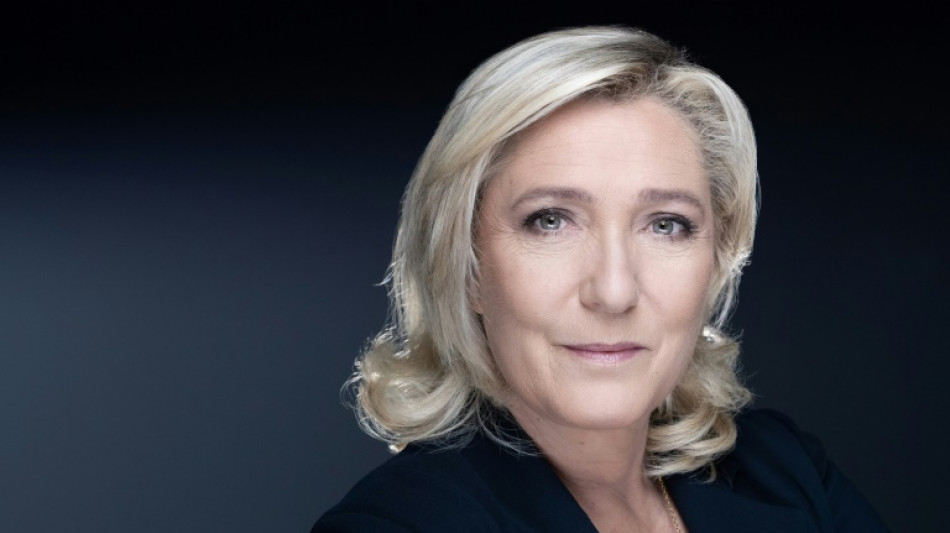 Pr&eacute;sidentielle: Le Pen veut stopper l'immigration et augmenter le pouvoir d'achat