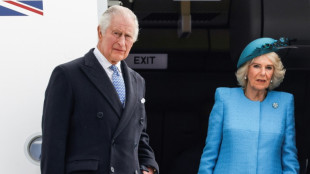 Britischer K&ouml;nig Charles III. und Ehefrau Camilla zu Staatsbesuch eingetroffen