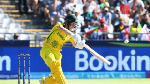 Mooney anchors Australians in women's T20 World Cup final