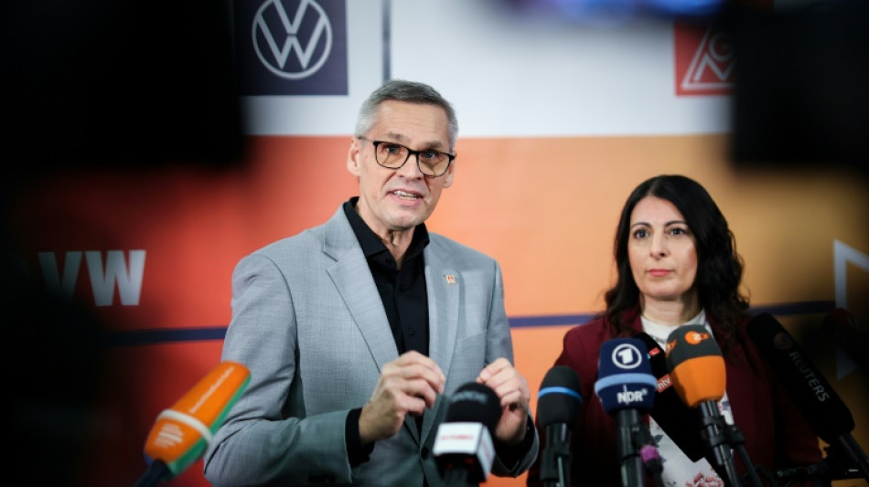 Nouvelle gr&egrave;ve chez Volkswagen, la direction sous pression