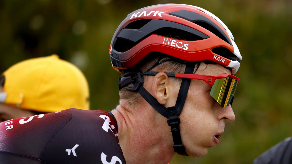 Tour: Arensman vince la 19/a tappa, Pogacar rimane in giallo