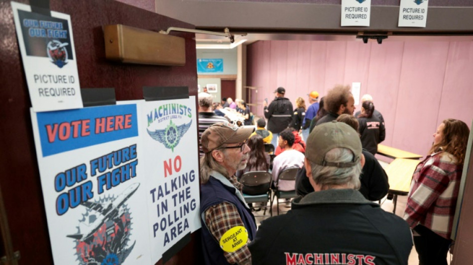 Les ouvriers de Boeing acceptent un nouvel accord, mettant fin &agrave; sept semaines de gr&egrave;ve