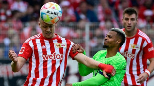 Umjubeltes Baumgartl-Comeback: Union weiter Tabellenf&uuml;hrer