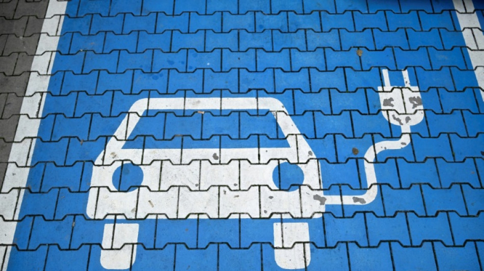 E-Auto-Trend setzt sich fort: Anteil an Neuzulassungen steigt &uuml;ber 32 Prozent