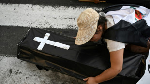 Per&uacute; decreta estado de emergencia en Lima y dispone militares para mitigar las protestas