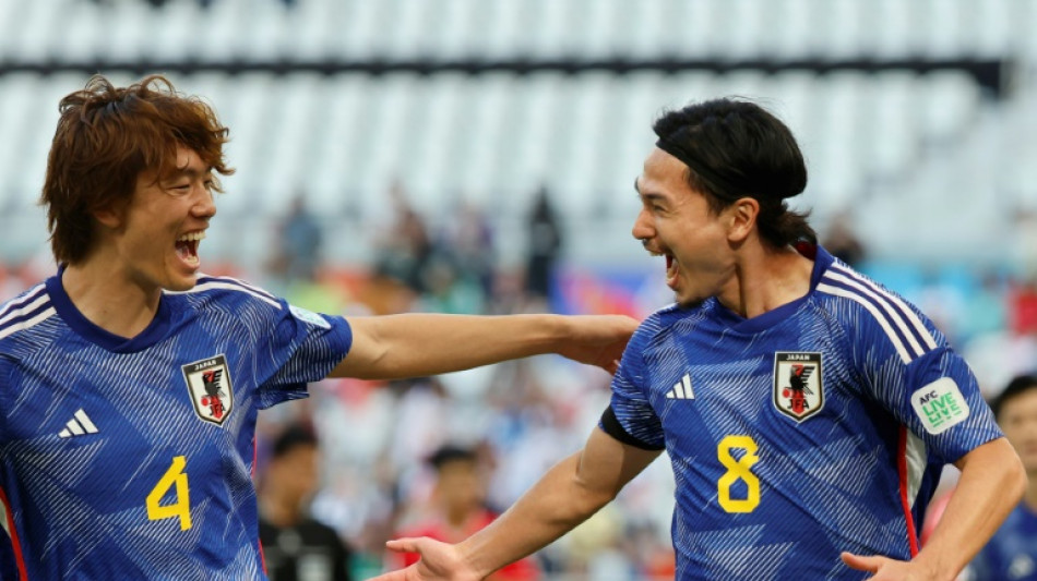 Jap&atilde;o e Ir&atilde; vencem em sua estreia na Copa da &Aacute;sia