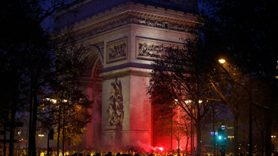 "Gilets jaunes" matraqu&eacute;s dans un Burger King en 2018: proc&egrave;s requis contre 9 CRS