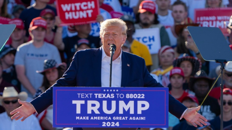 Trump se dispone a comparecer ante un tribunal, un hecho in&eacute;dito para un expresidente de EEUU