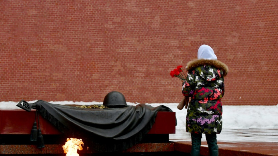 La polic&iacute;a rusa detiene a unos periodistas en Mosc&uacute; durante una manifestaci&oacute;n de mujeres de soldados